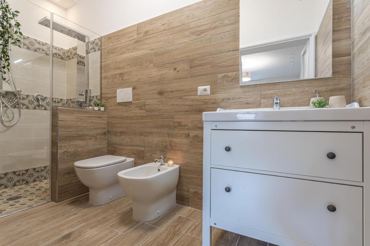 Adriana'S Suites In Prati Close To Vatican Museum Roma Exterior foto
